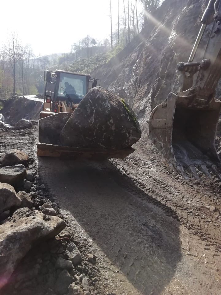 BÜYÜKTAŞHANE MAHALLESİ YOL ÇALIŞMASI