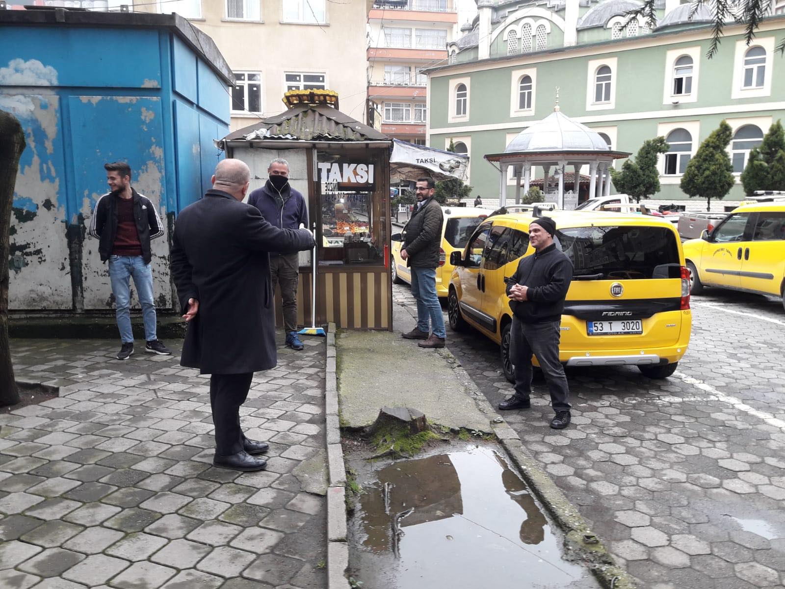 BAŞKANIMIZDAN AÇIK OLAN ESNAFLARA MORAL ZİYARETİ